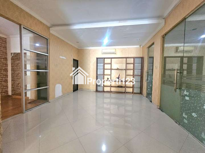 Ruko Murah Jalan Boulevard Hijau Raya Harapan Indah Bekasi - 5