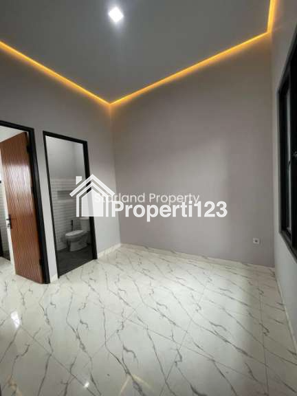 Rumah 2 lantai konsep scandinavian modern di Graha Raya Pondok Kacang - 7