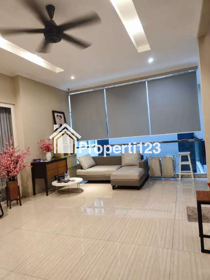 Jual rumah bagus Royal Orchard Kelapa Gading - 4