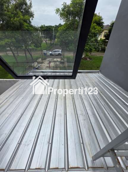 Ruko Siap Huni Sudah Renovasi Anagata Kota Harapan Indah Bekasi - 9