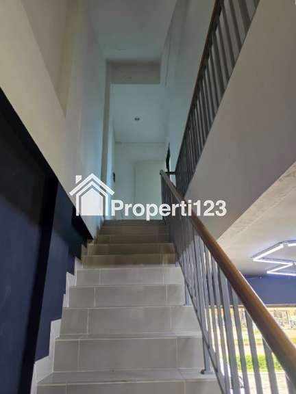 Ruko Siap Huni Sudah Renovasi Anagata Kota Harapan Indah Bekasi - 4