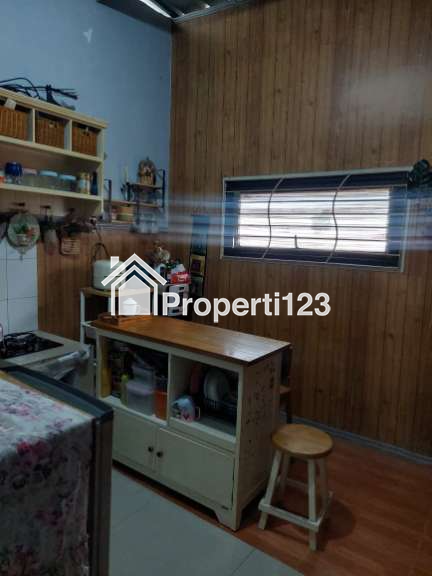 Rumah Pribadi SHM Tanpa Perantara Semi Furniture Siap Huni - 14
