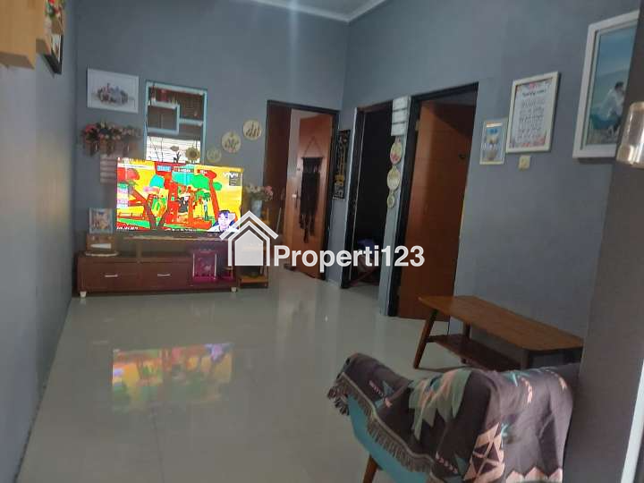 Rumah Pribadi SHM Tanpa Perantara Semi Furniture Siap Huni - 4