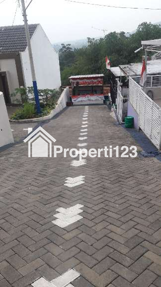 Rumah Pribadi SHM Tanpa Perantara Semi Furniture Siap Huni - 17