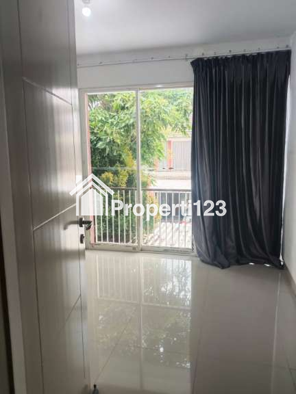 Disewakan Murah Rumah Siap Huni Di Perumahan Grand Harvest Wiyung Surabaya - 5