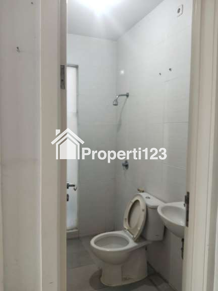 Disewakan Murah Rumah Siap Huni Di Perumahan Grand Harvest Wiyung Surabaya - 4