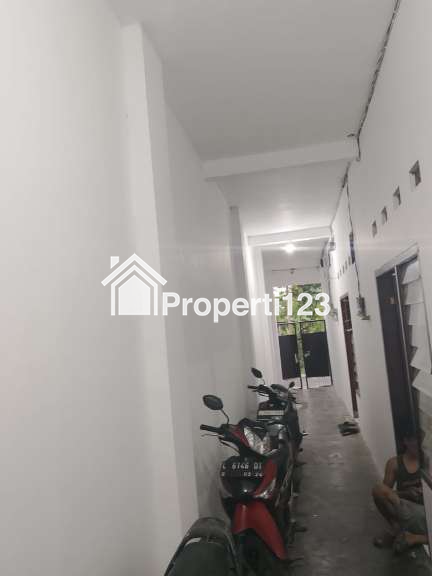 Dijual Murah Kost Aktif Baru Renov Selangkah Ke UPN Lokasi Gunung Anyar Surabaya Timur - 4