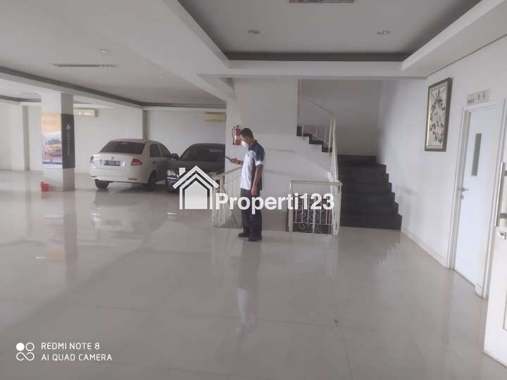 Jual Gedung Showroom dan Bengkel Mobil di Pancoran Mas Depok - 5