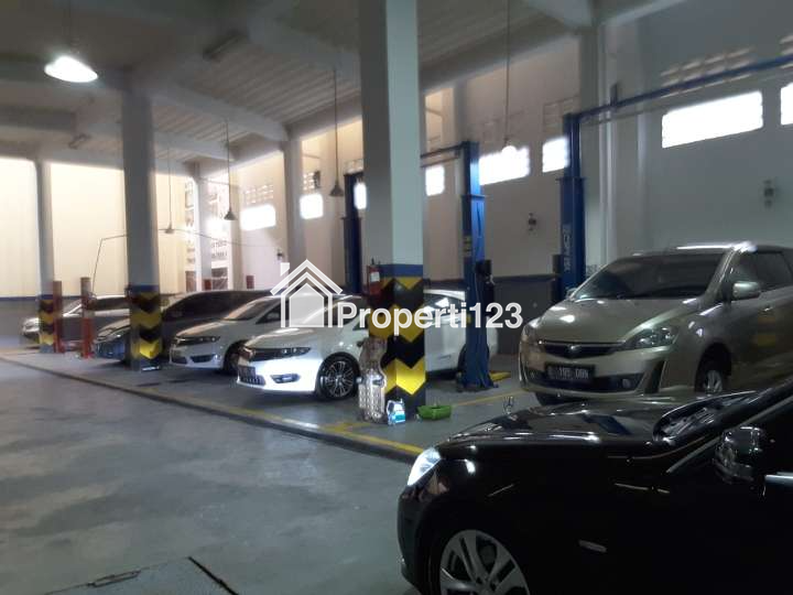 Jual Gedung Showroom dan Bengkel Mobil di Pancoran Mas Depok - 6