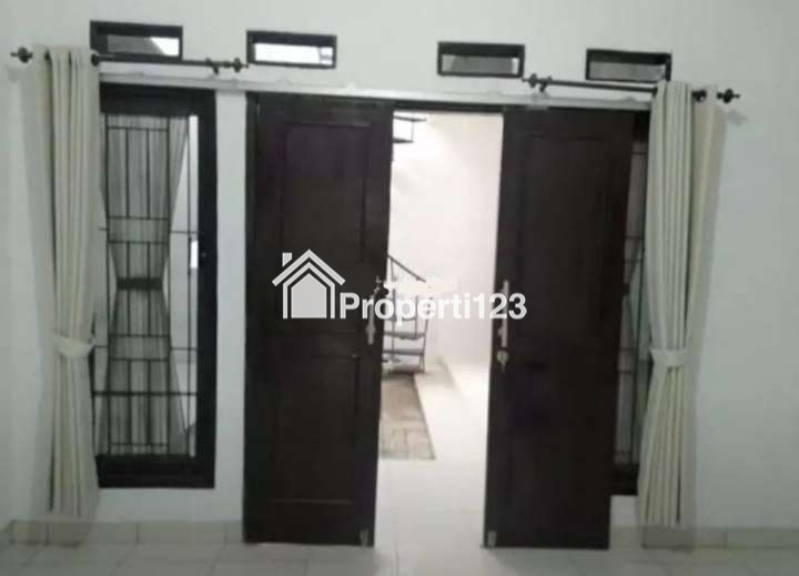 DISEWAKAN RUMAH NYAMAN STRATEGIS DI ARCAMANIK MURAH - 8