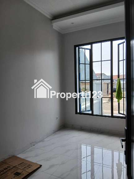 Rumah Mewah 2 lantai murah dipinggir jalan raden saleh depok - 8