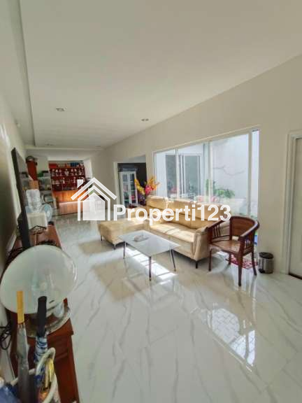 Di jual rumah di manahan solo - 6