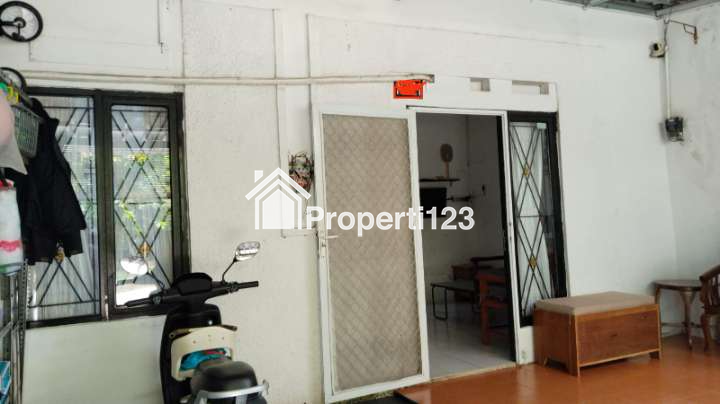 BU Rumah 550 juta siap huni Taman Anyelir 3 Kalimulya Depok - 2