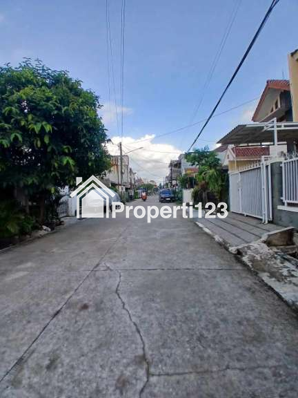 Rumah mezzanine 1,5 lantai di Perumnas Depok 1 Pancoran Mas Depok - 13