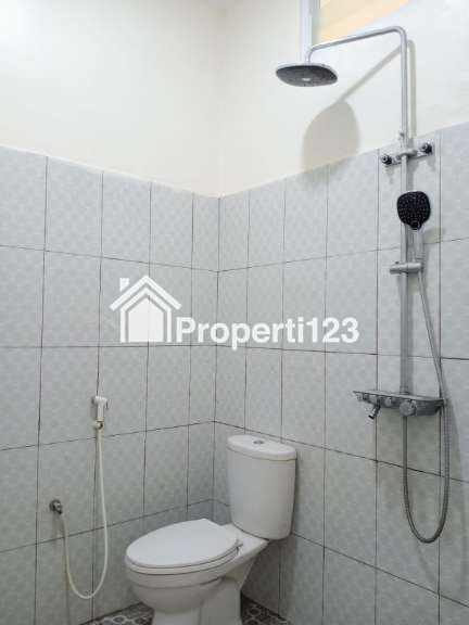 Rumah mezzanine 1,5 lantai di Perumnas Depok 1 Pancoran Mas Depok - 6