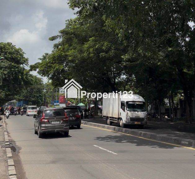 Dijual Ruko Pinggir Jalan Strategis di Jalan Sultan Agung Bekasi - 4