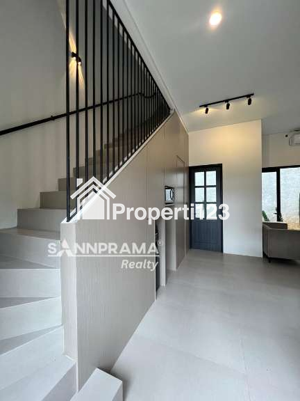Townhouse 3 lantai murah siap huni Tanpa dp dicipayung,Jaktim - 4