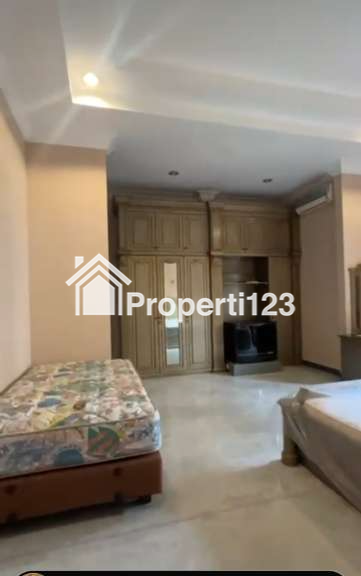 Dijual Murah Rumah Classic Mewah Elegant Asri Kelapa Gading Jakarta Utara - 9