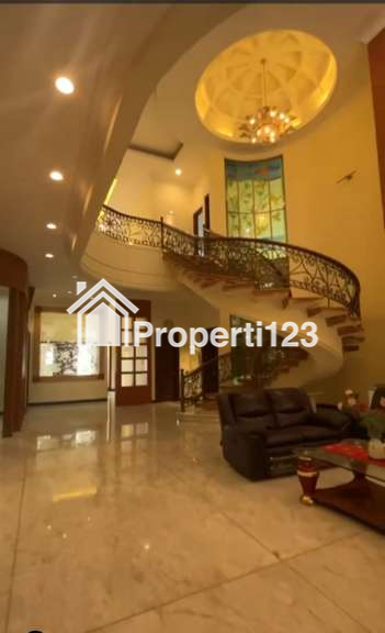 Dijual Murah Rumah Classic Mewah Elegant Asri Kelapa Gading Jakarta Utara - 7
