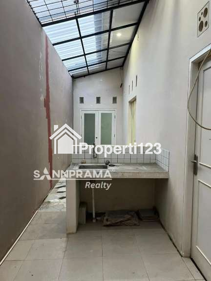 Rumah second tanah luas murah dkt kampus UI dibeji,Depok - 8