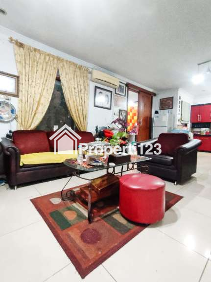 Jual rumah mewah komplek dengan Private Pool di Duren Sawit, Jakarta Timur - 5