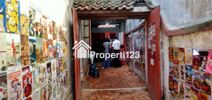 Rumah Hitung Tanah 750 m2 SHM Muka 20 Meter Super Strategis Super Premium  untuk Komersial Berbagai Sektor Jasa dan Niaga di jalan Aceh Bandung - 5