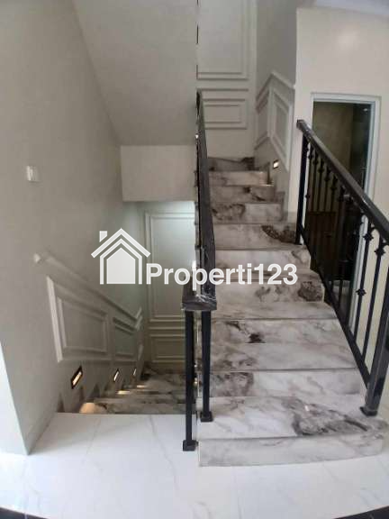 Rumah cluster 3 lantai Brand New di Jagakarsa Jakarta Selatan - 6