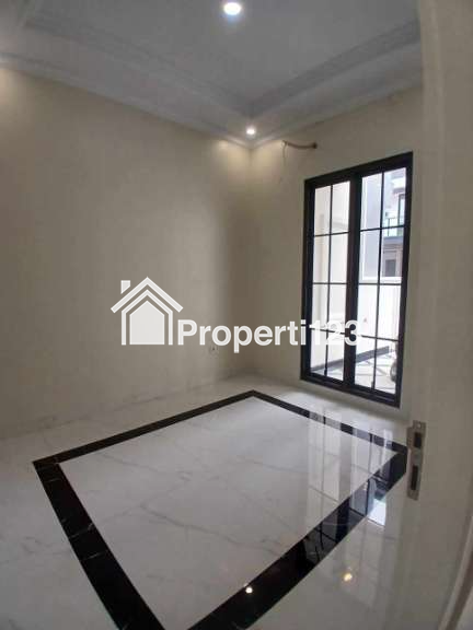 Rumah cluster 3 lantai Brand New di Jagakarsa Jakarta Selatan - 3