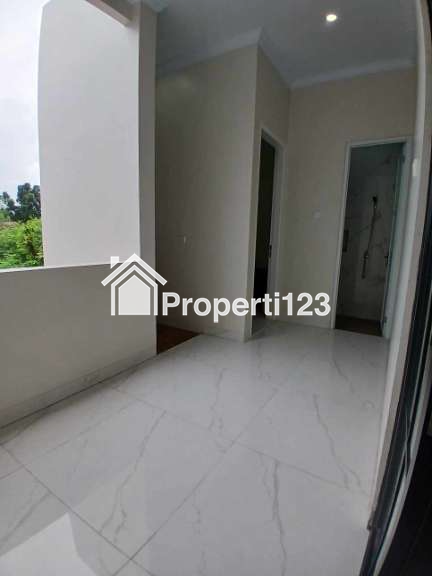 Rumah cluster 3 lantai Brand New di Jagakarsa Jakarta Selatan - 10