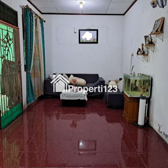 Rumah second terawat dekat kampus UI dan PNJ di Beji Depok - 2