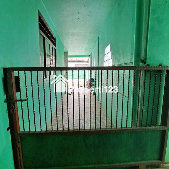 Rumah second terawat dekat kampus UI dan PNJ di Beji Depok - 10