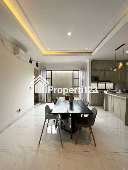 Rumah 3Lt Posisi Hook Dekat Gerbang tol Setu Cipayung Jakarta Timur - 6