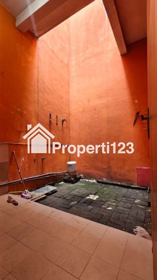 ‼️Jual Cepat Dibawah Pasaran‼️ Rumah Murah Minimalis 2 Lantai Di Perumahan Jambangan Indah - 9