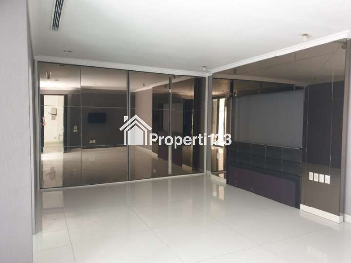 Rumah Townhouse Platinum Terrace Graha Famili 2 Jejer Interior Mewah Siap Huni - 6