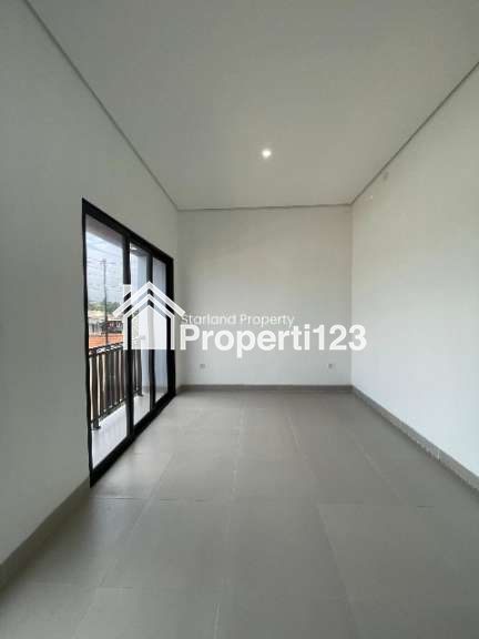 Rumah siap huni konsep scandinavian modern di Bintaro - 6