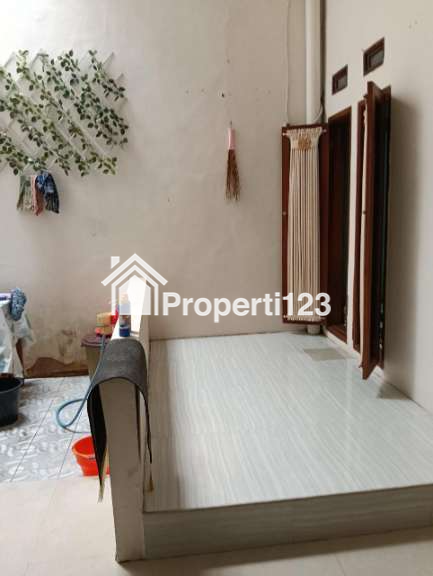 Dijual Rumah Full Furnished di Perumahan Surya Residence Damarsi Buduran Sidoarjo - 9