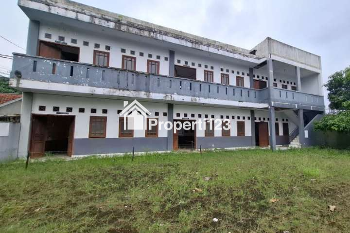 Gedung Strategis Ex Sekolah Jalan Raya Kalimulya Cilodong Depok - 4