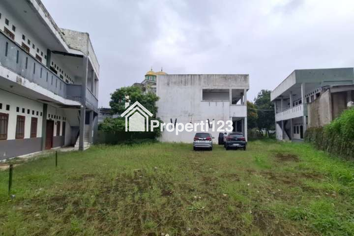 Gedung Strategis Ex Sekolah Jalan Raya Kalimulya Cilodong Depok - 3