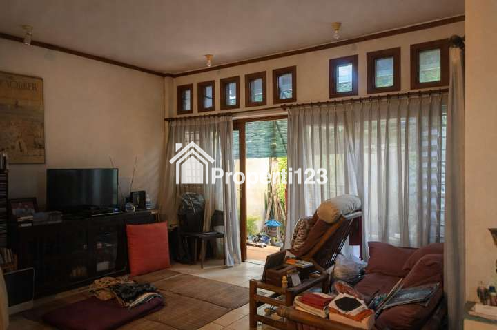 Jual Cepat Rumah Bintaro Sektor 7 Perumahan Cikini 3, 2 Lantai, 2 halaman depan dan belakang, kolam ikan, Garasi 2 mobil, Gudang, keamanan 24 jam, jalanan luas 3-4 mobil - 17