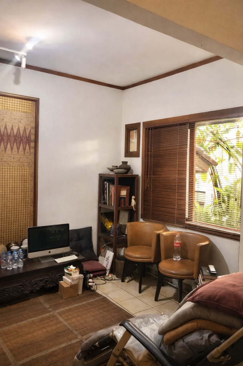 Jual Cepat Rumah Bintaro Sektor 7 Perumahan Cikini 3, 2 Lantai, 2 halaman depan dan belakang, kolam ikan, Garasi 2 mobil, Gudang, keamanan 24 jam, jalanan luas 3-4 mobil - 38