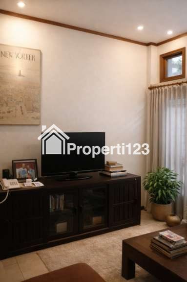 Jual Cepat Rumah Bintaro Sektor 7 Perumahan Cikini 3, 2 Lantai, 2 halaman depan dan belakang, kolam ikan, Garasi 2 mobil, Gudang, keamanan 24 jam, jalanan luas 3-4 mobil - 10