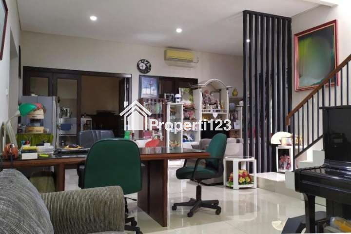Rumah Hadap Taman Cluster Asera One South Harapan Indah Bekasi - 2
