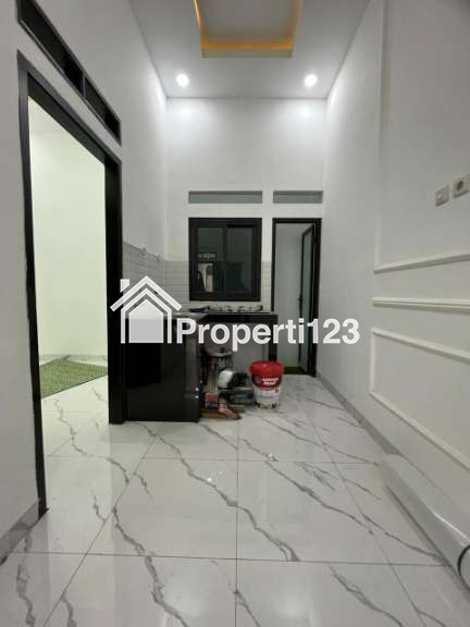 Rumah dua lantai plus Rooftop di Kramat Jati Condet Jakarta Timur - 4