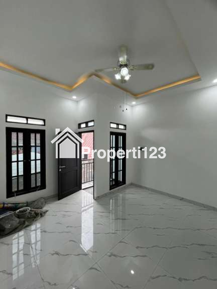 Rumah dua lantai plus Rooftop di Kramat Jati Condet Jakarta Timur - 5