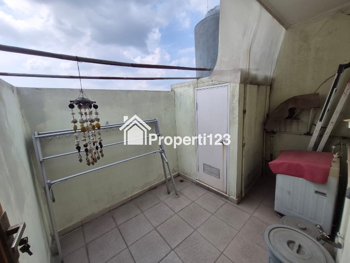 Dijual Ruko Siap Pakai di De Residence Tarumajaya Bekasi - 9