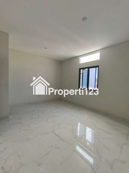 ‼️LOKASI STRATEGIS‼️ Rumah Baru Gress Siap Huni Lokasi Lebak Arum Tambaksari Surabaya - 3