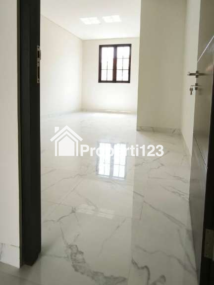 ‼️JUAL CEPAT TURUN HARGA‼️ Rumah Baru Gress Siap Huni Lokasi Lebak Jaya Tambaksari Surabaya - 3