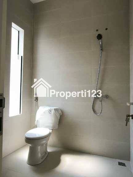 ‼️JUAL CEPAT TURUN HARGA‼️ Rumah Baru Gress Siap Huni Lokasi Lebak Jaya Tambaksari Surabaya - 2