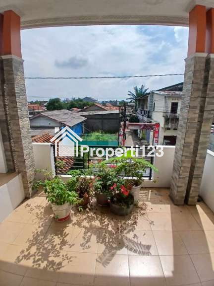 Rumah second 2 lantai hook di Pitara Pancoran Mas Depok - 13