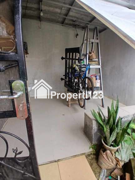 Rumah second 2 lantai hook di Pitara Pancoran Mas Depok - 10